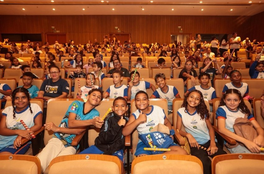 Estudantes participam de concerto da Orquestra Sinfônica de Lisboa
